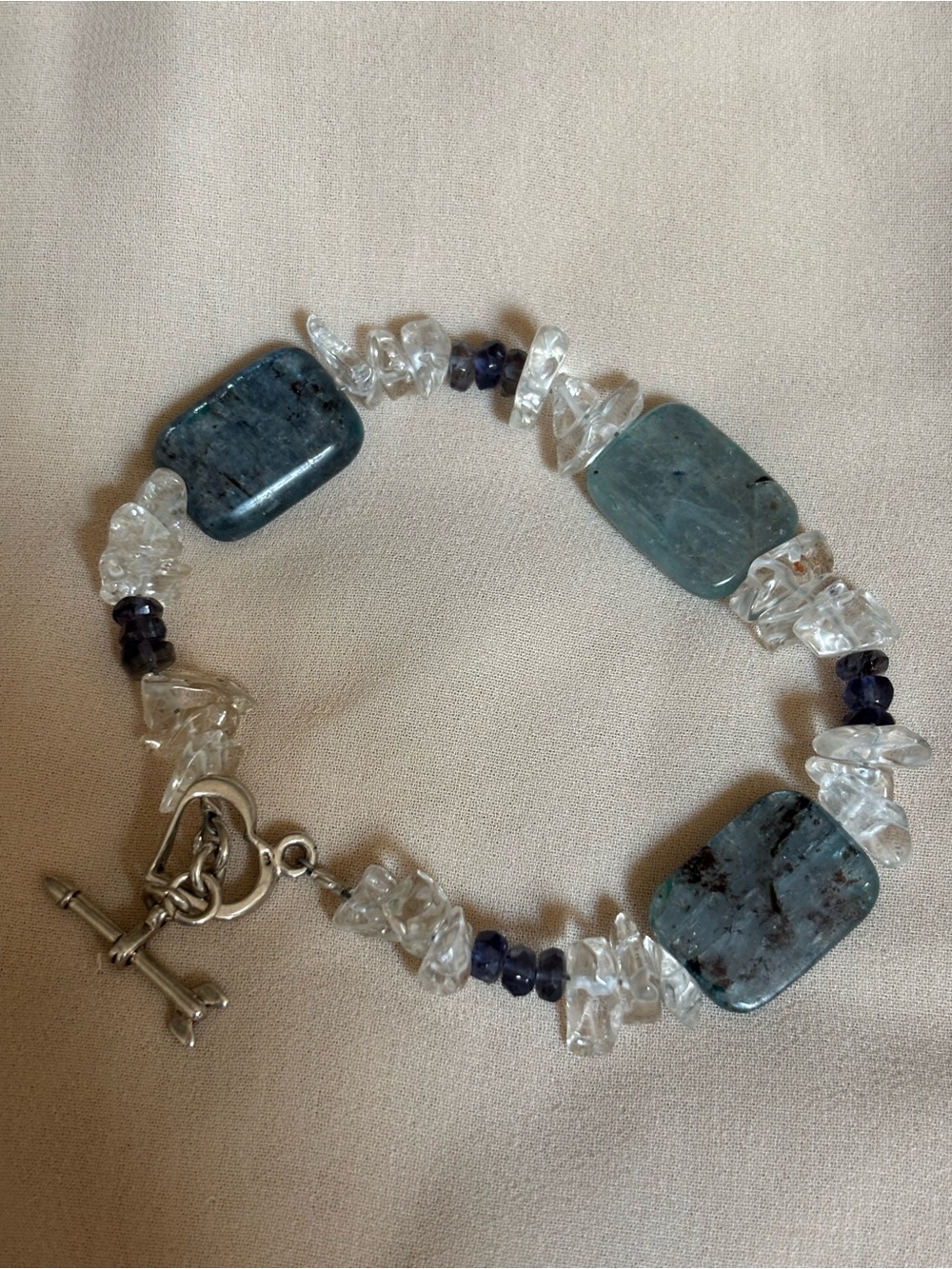🩶 LOVELY GEMSTONE, CRYSTAL & SILVER TOGGLE BRACELET